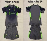 2025-2026 Liverpool club black kid goalkeeper soccer jerseys